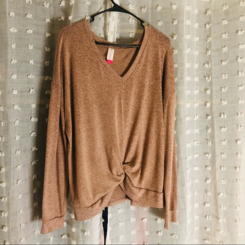 💖No Boundaries Tee